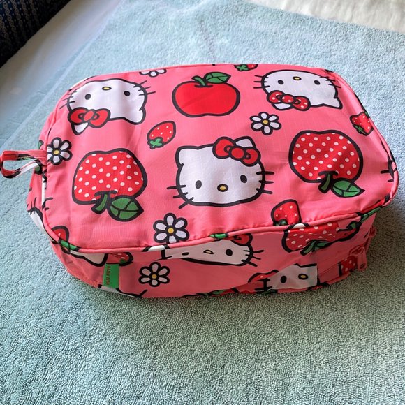 NWOT Baggu Packing Cube Small, Hello Kitty & Apple - Picture 1 of 6